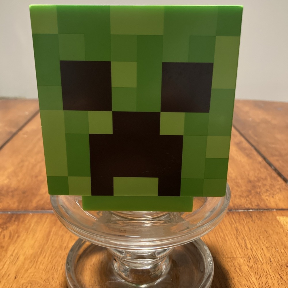 Minecraft Creeper Light Sound Table Desk Lamp Night Light Room Decor 4.25" (VG)
